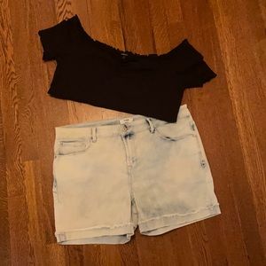 Like New! Kenzie Light Acid Wash 5” shorts Sz: 14